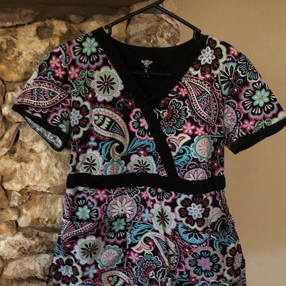 Paisley scrub top - Picture 1 of 1